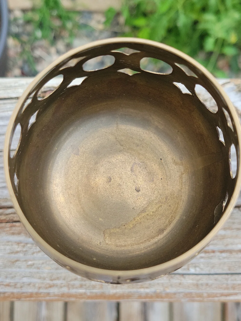 N/A elegant brass